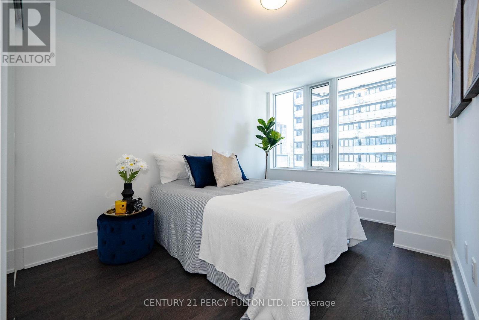 1301 - 470 Front Street W, Toronto, Ontario  M5V 0V6 - Photo 15 - C12129089