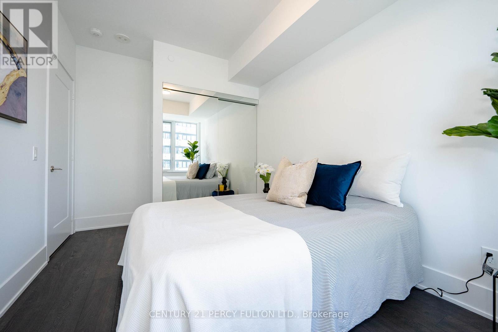 1301 - 470 Front Street W, Toronto, Ontario  M5V 0V6 - Photo 16 - C12129089