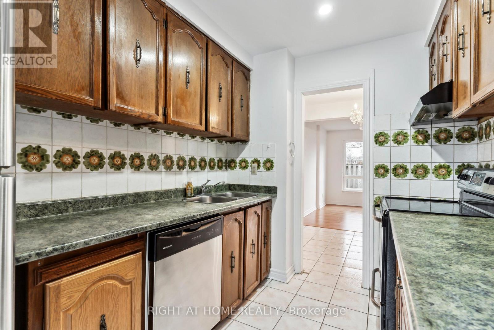 92 - 44 Chester Le Boulevard, Toronto (L'amoreaux), Ontario  M1W 2M8 - Photo 15 - E12129091
