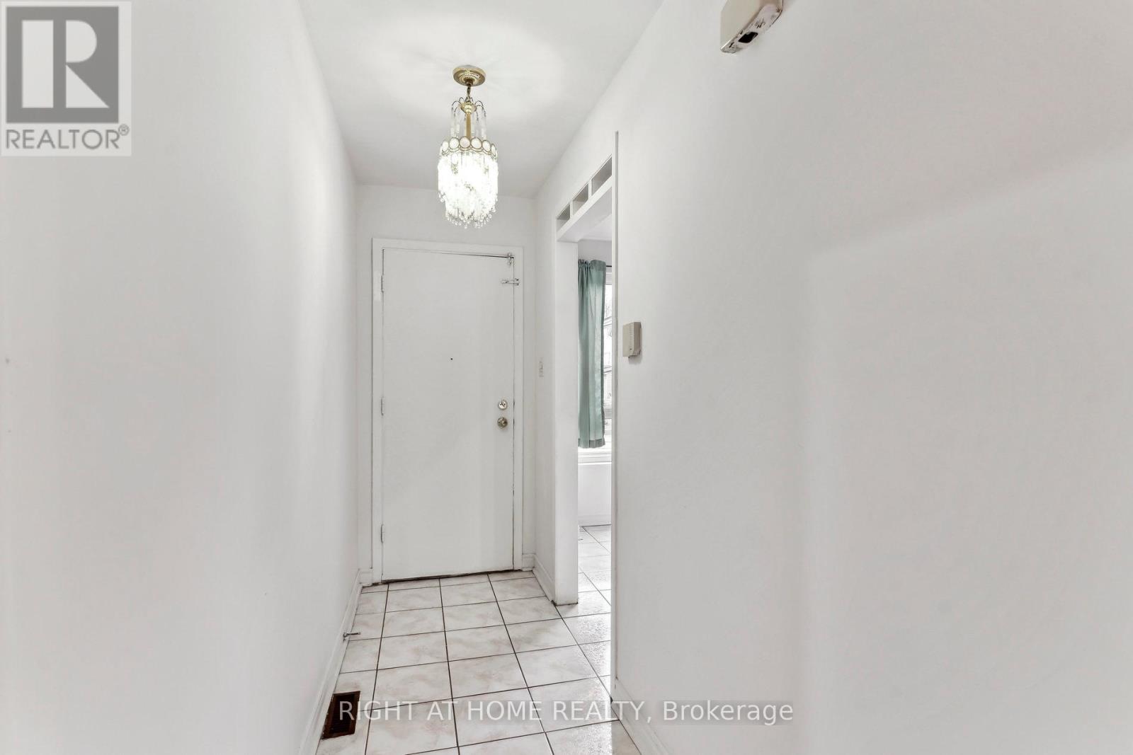 92 - 44 Chester Le Boulevard, Toronto (L'amoreaux), Ontario  M1W 2M8 - Photo 2 - E12129091