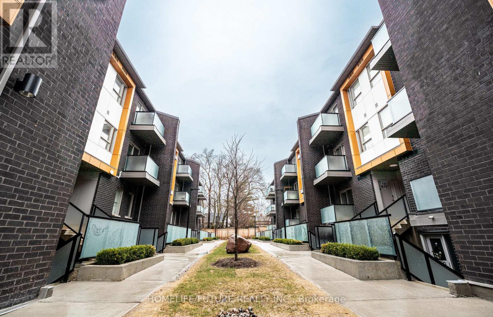 535 - 2791 EGLINTON AVENUE E, Toronto, Ontario