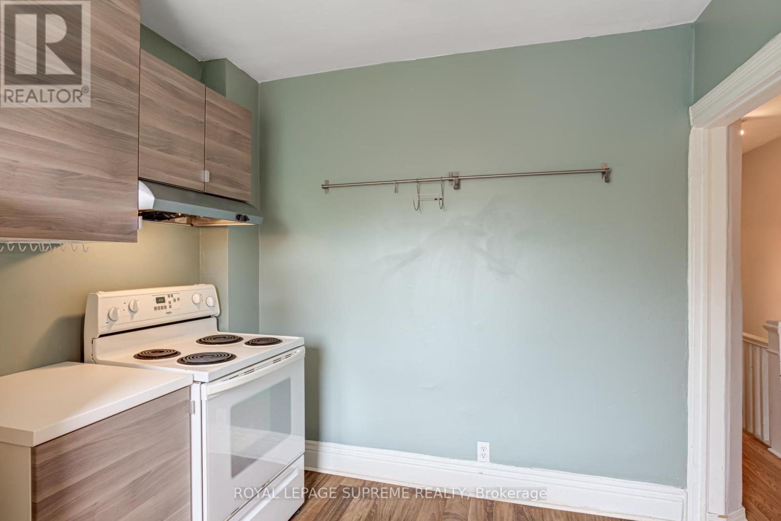 443 Pacific Avenue, Toronto, Ontario  M6P 2R3 - Photo 22 - W12129098