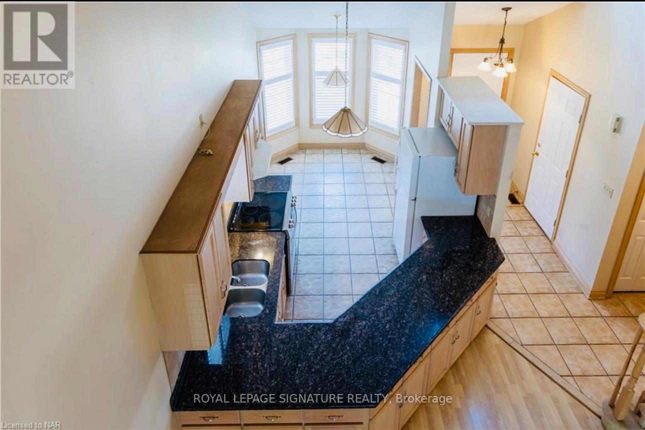 465 Berkindale Drive, Hamilton, Ontario  L8E 5B7 - Photo 17 - X12125250
