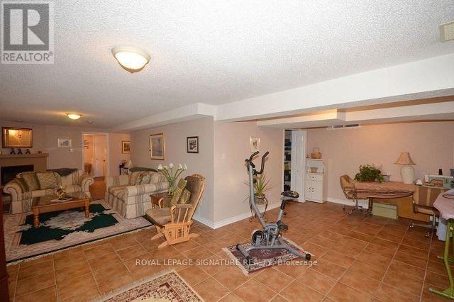 465 Berkindale Drive, Hamilton, Ontario  L8E 5B7 - Photo 29 - X12125250