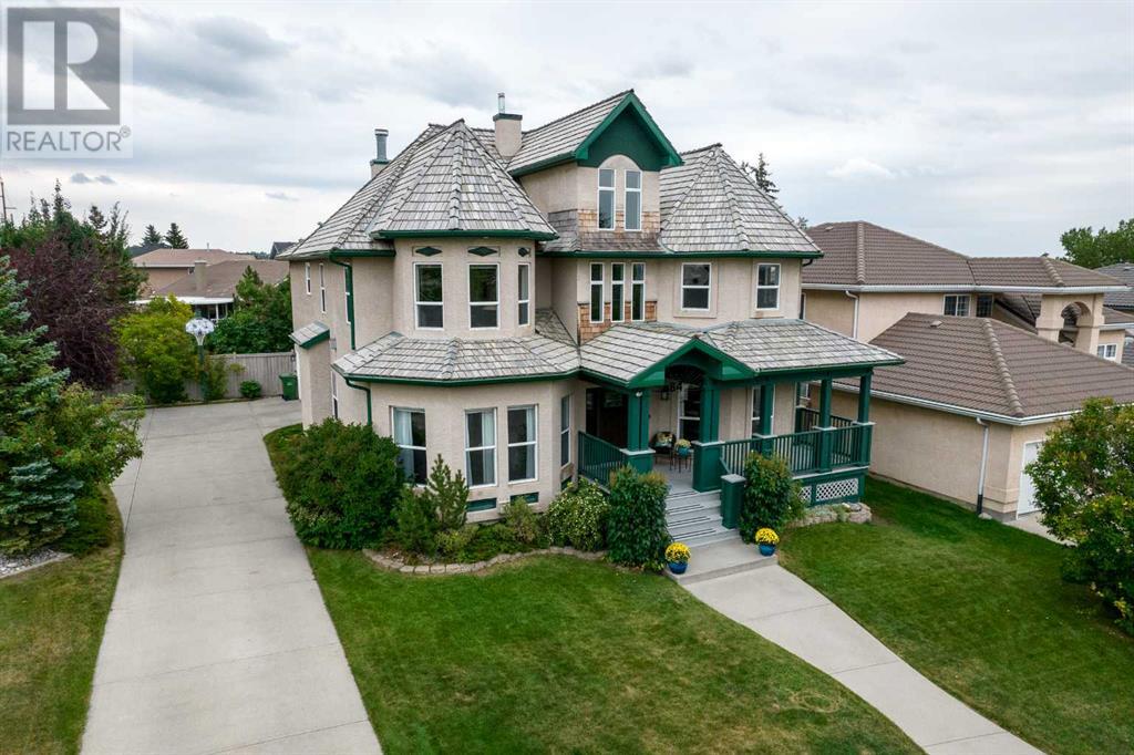 Property at 84 Hawkside Road NW image 2
