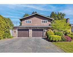 7444 W MINSTER DRIVE