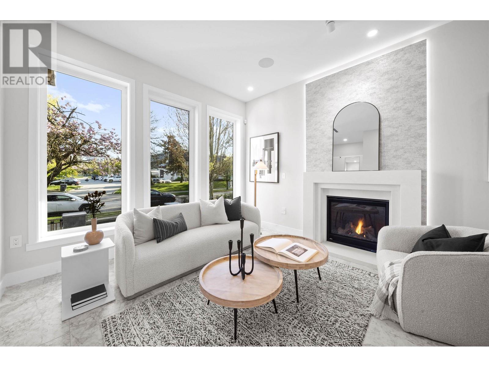 2455 W 10th Avenue, Vancouver, British Columbia  V6K 2J4 - Photo 6 - R2999461