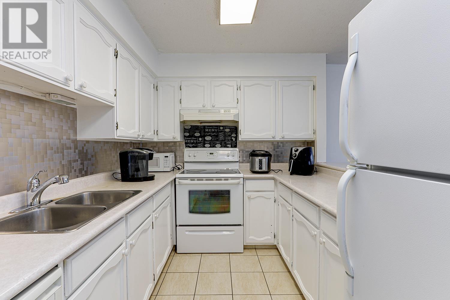 205 7831 No. 1 Road, Richmond, British Columbia  V7C 1T7 - Photo 12 - R2999463
