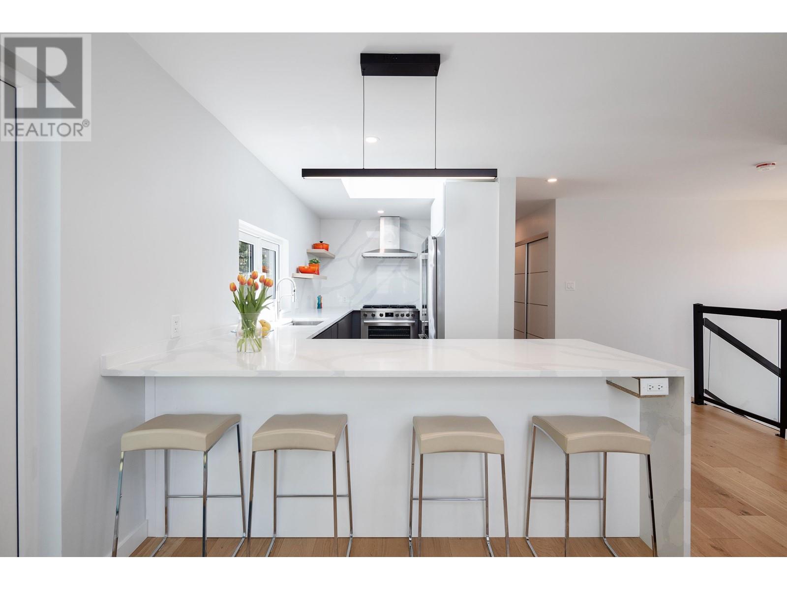 2996 Plymouth Drive, North Vancouver, British Columbia  V7H 1C7 - Photo 8 - R2999434