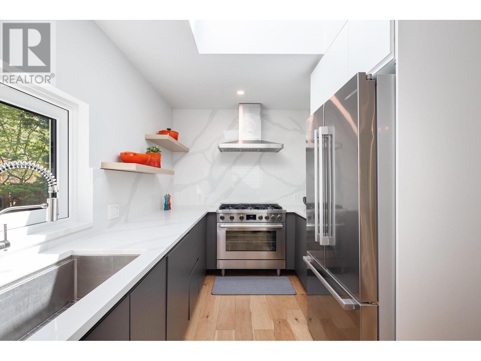 2996 Plymouth Drive, North Vancouver, British Columbia  V7H 1C7 - Photo 9 - R2999434