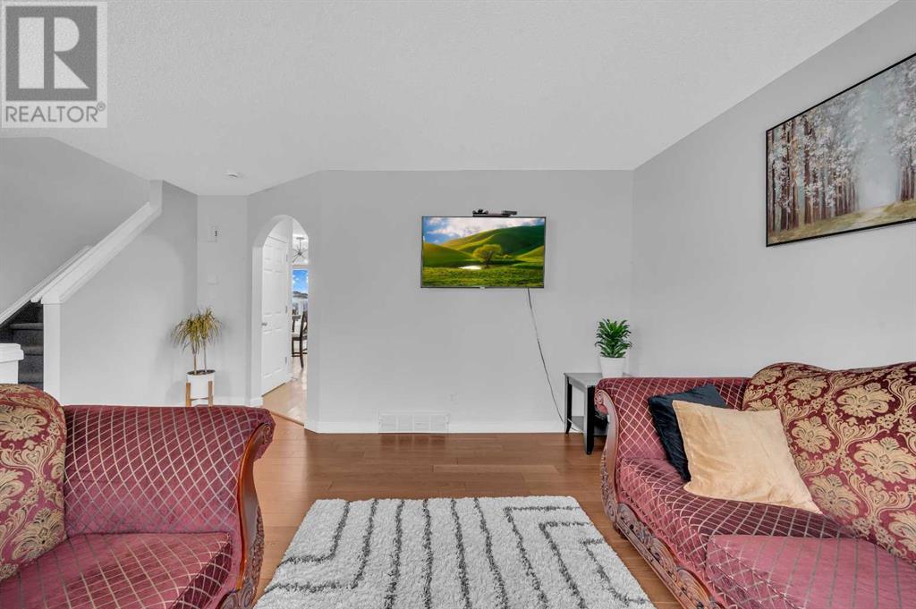 85 Tarington Landing Ne, Calgary, Alberta  T3J 4T7 - Photo 2 - A2203816