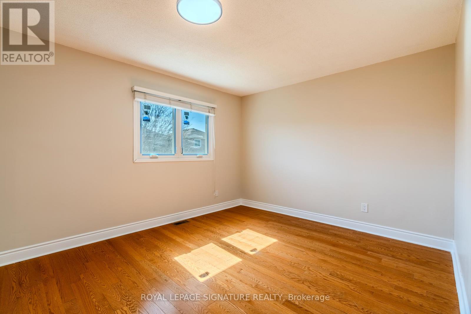3263 Pebblewood Road, Mississauga (Meadowvale), Ontario  L5N 6P4 - Photo 16 - W12091403