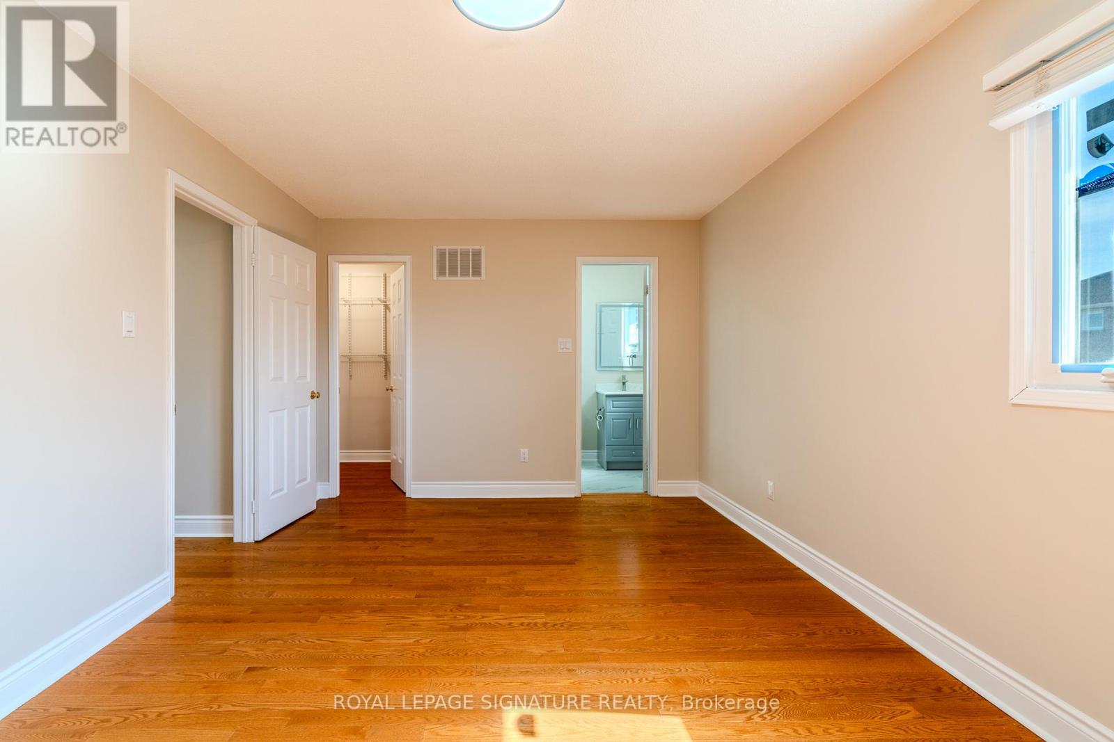 3263 Pebblewood Road, Mississauga (Meadowvale), Ontario  L5N 6P4 - Photo 18 - W12091403