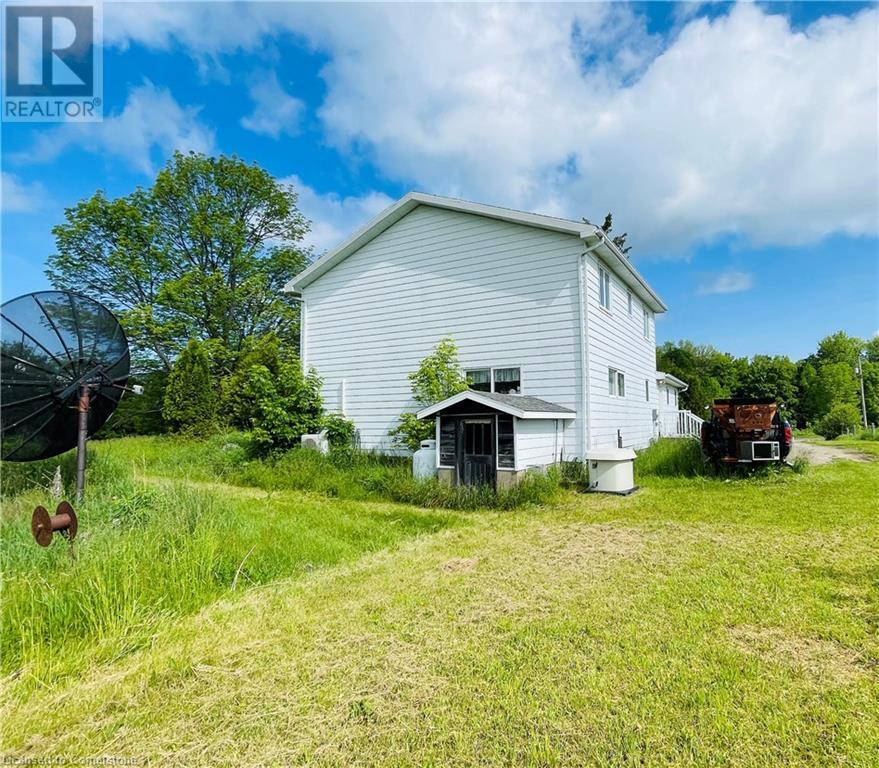 219 HILL Road, Mindemoya, Ontario