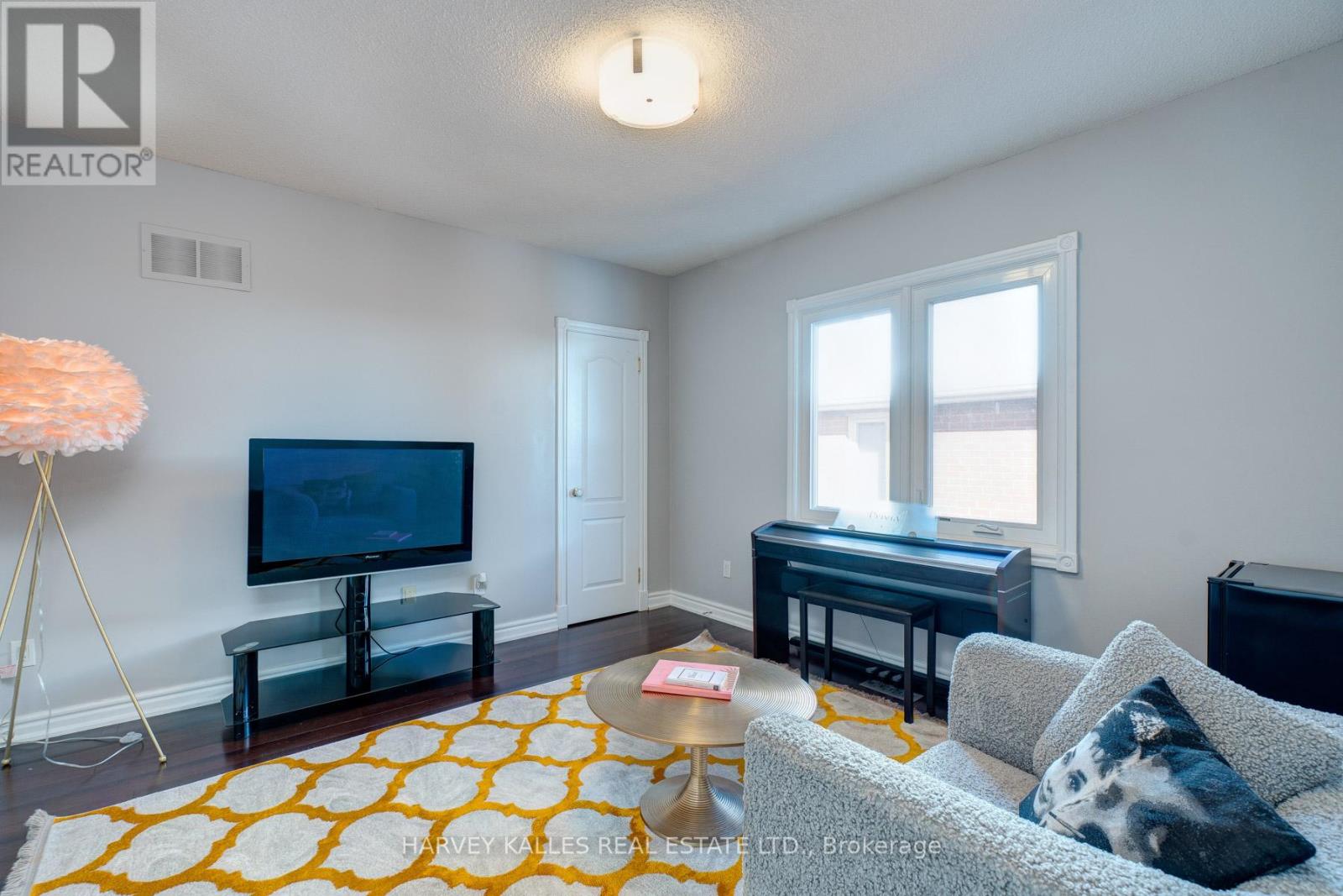 42 Grangemill Crescent, Toronto, Ontario  M3B 2J2 - Photo 31 - C12036791