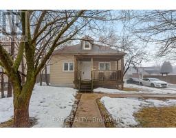 900 CONCESSION STREET, Hamilton, Ontario