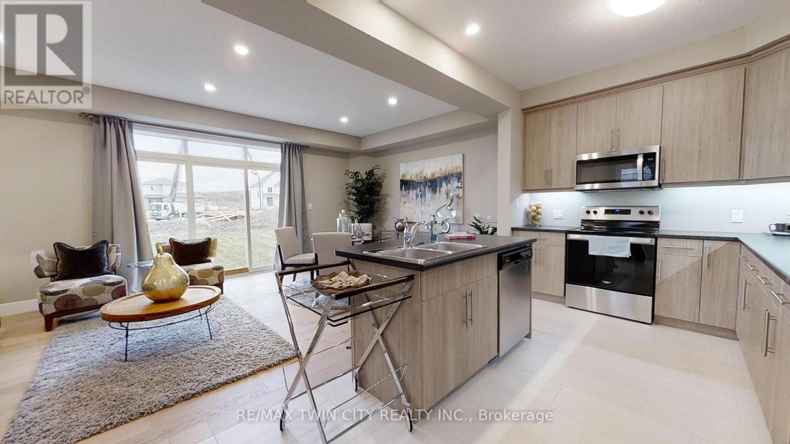 2278 Southport Crescent, London South, Ontario  N6M 0A1 - Photo 3 - X12129146