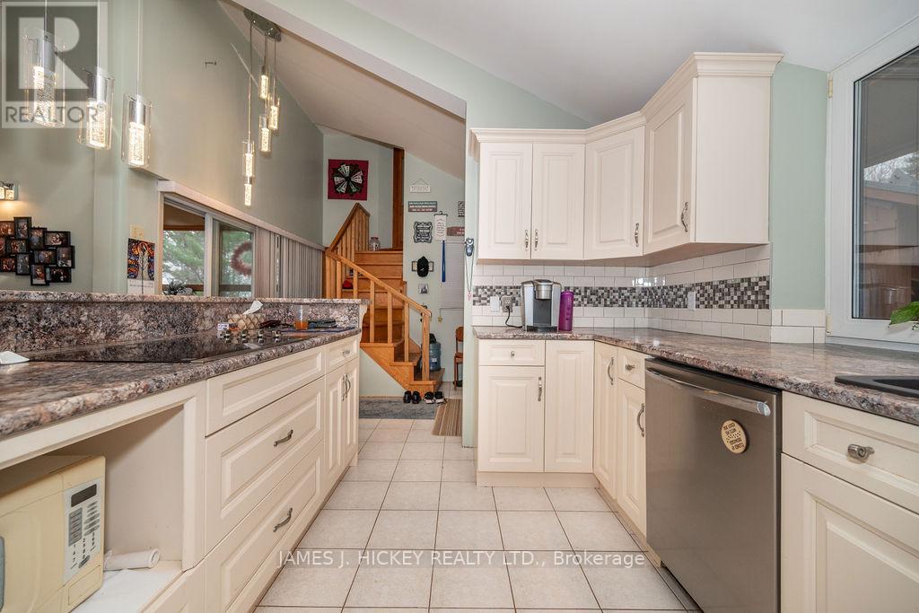 34224 Highway 17 Highway, Deep River, Ontario  K0J 1P0 - Photo 15 - X12129172
