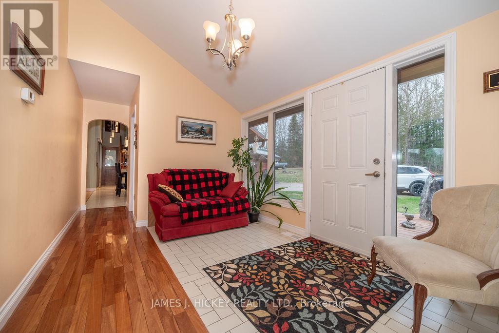 34224 Highway 17 Highway, Deep River, Ontario  K0J 1P0 - Photo 4 - X12129172
