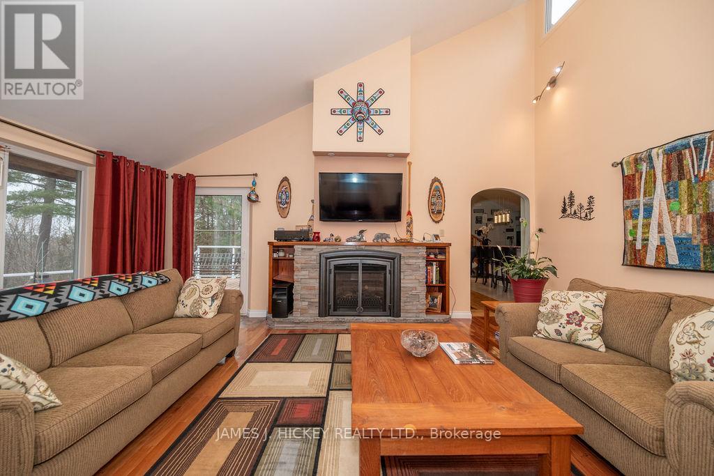 34224 Highway 17 Highway, Deep River, Ontario  K0J 1P0 - Photo 9 - X12129172