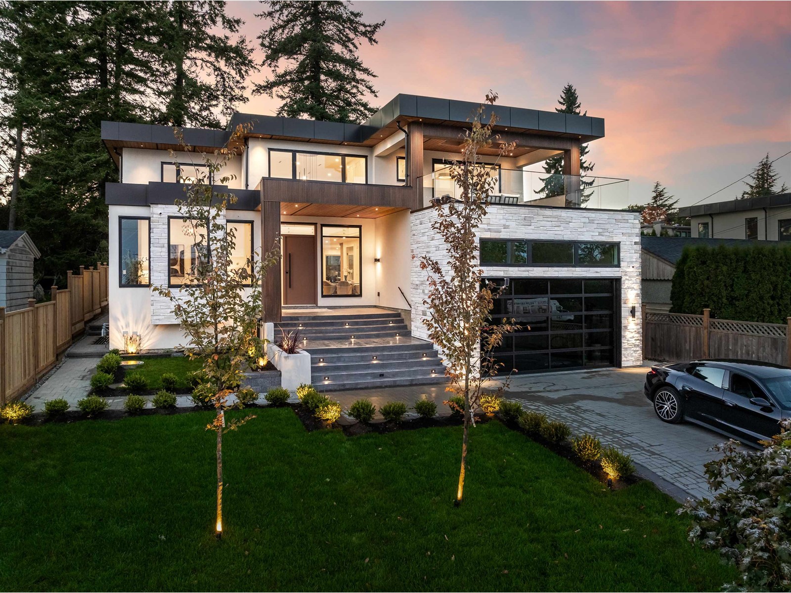 1341 Lee Street, White Rock, British Columbia  V4B 4P7 - Photo 2 - R2985559