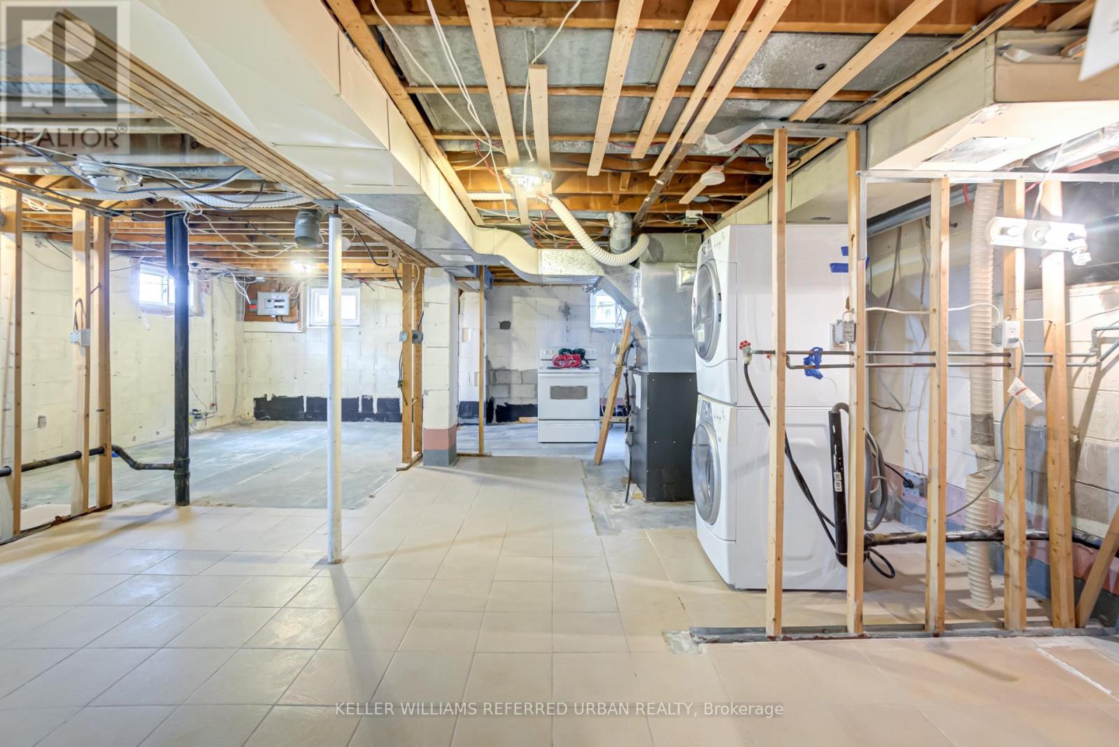 91 Bishop Avenue, Toronto, Ontario  M2M 1Z5 - Photo 34 - C12129169
