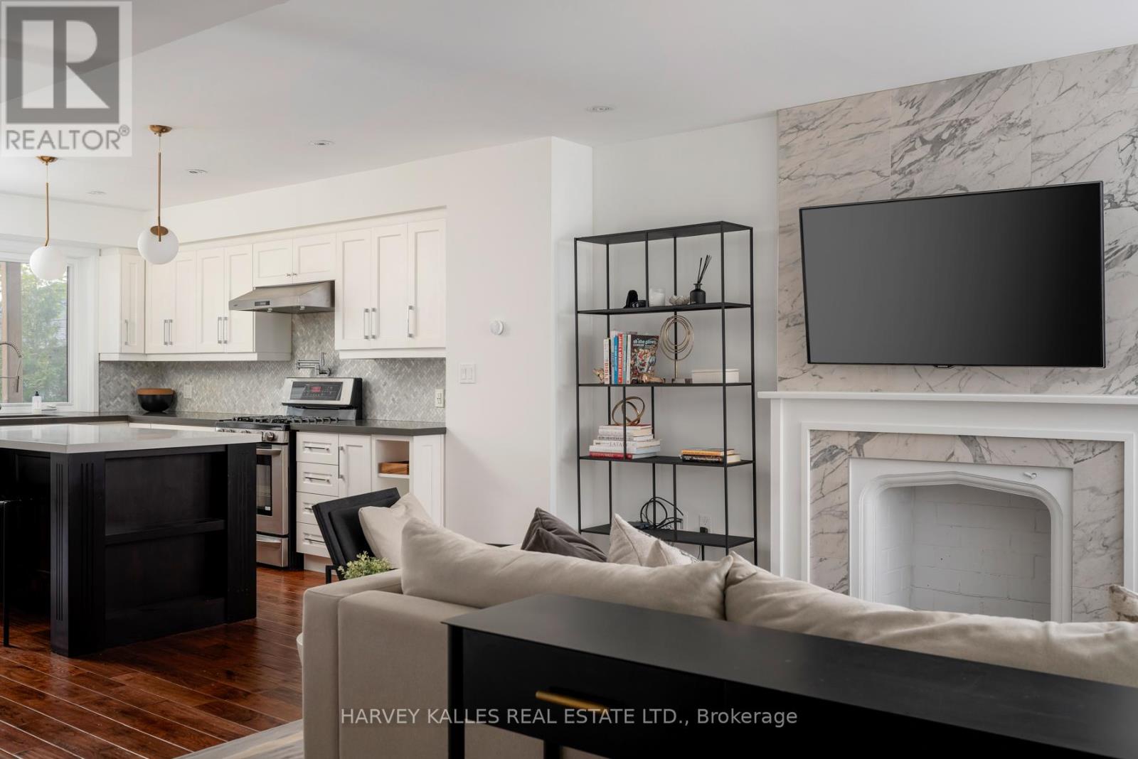 356 Lauder Avenue, Toronto, Ontario  M6E 3H8 - Photo 7 - C12126942
