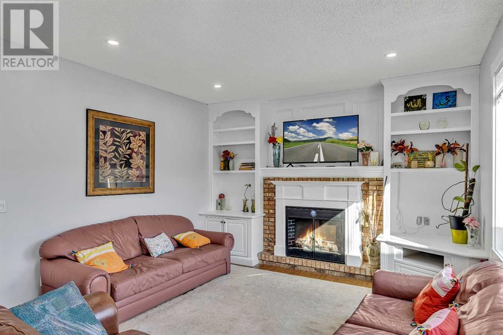 211 Hidden Valley Place Nw, Calgary, Alberta  t3a 4z5 - Photo 7 - A2218163