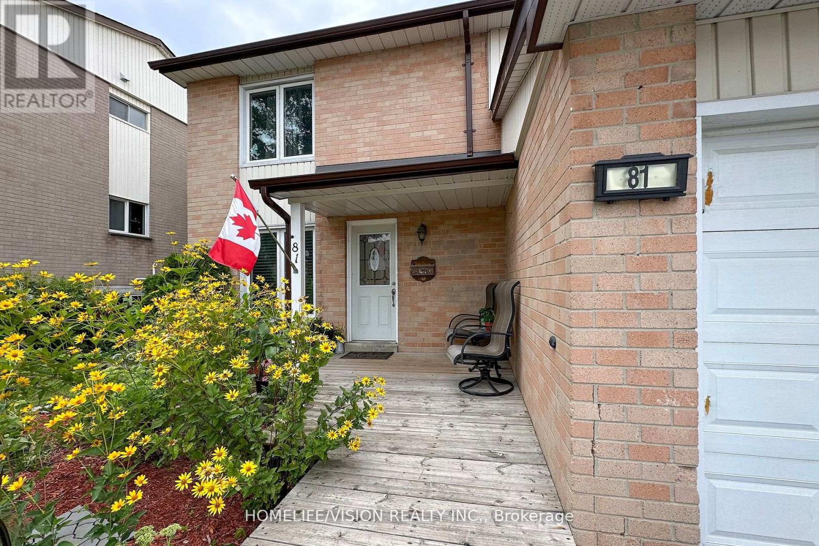 Property at 81 DOREEN CRESCENT image 3