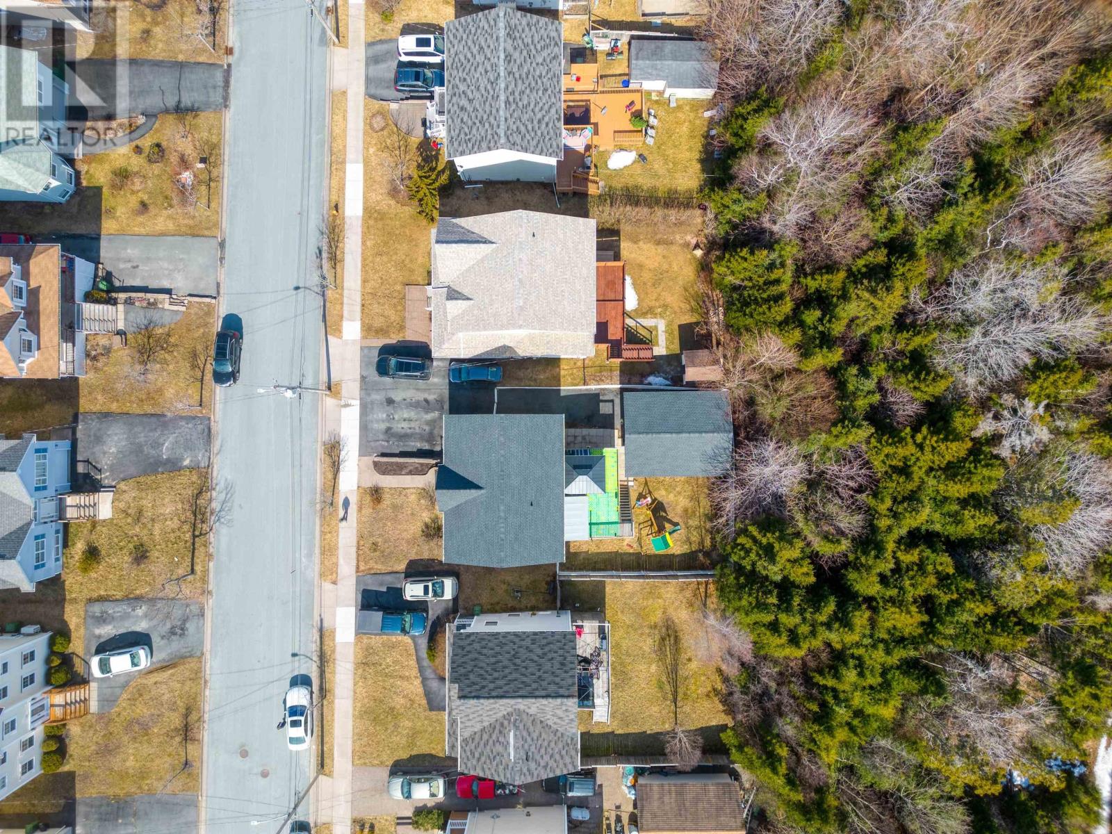 Property at 50 Fieldstone Street image 2