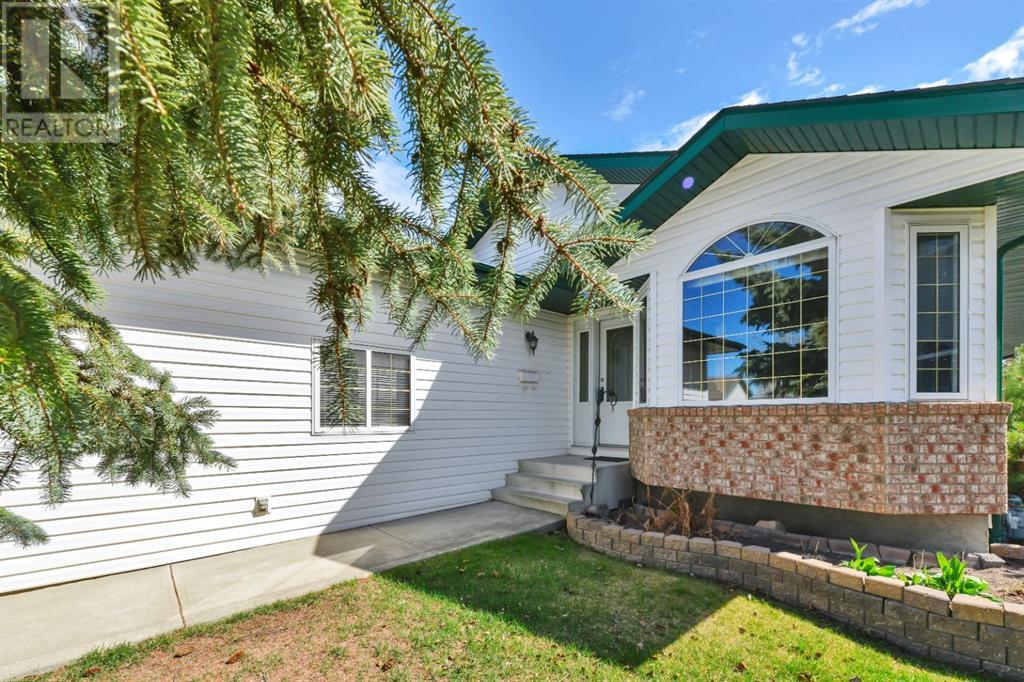 31 Dietz Close, Red Deer, Alberta  T4R 2S7 - Photo 3 - A2211820