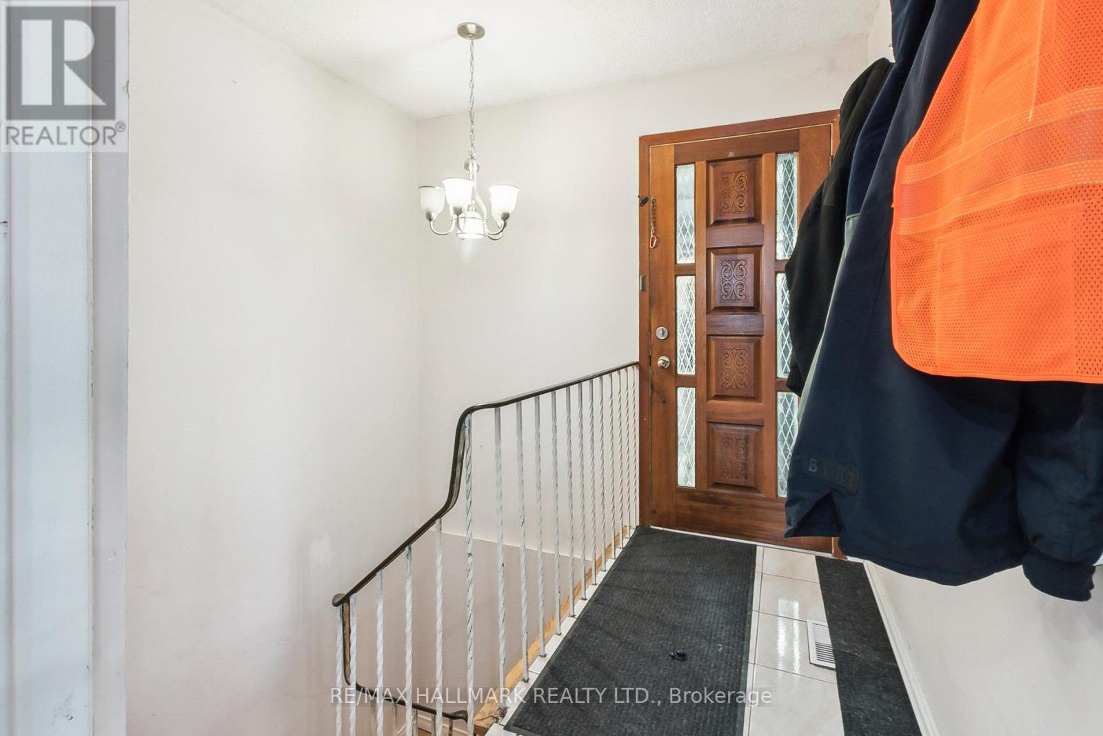 Property at 70 ALICEWOOD COURT image 2