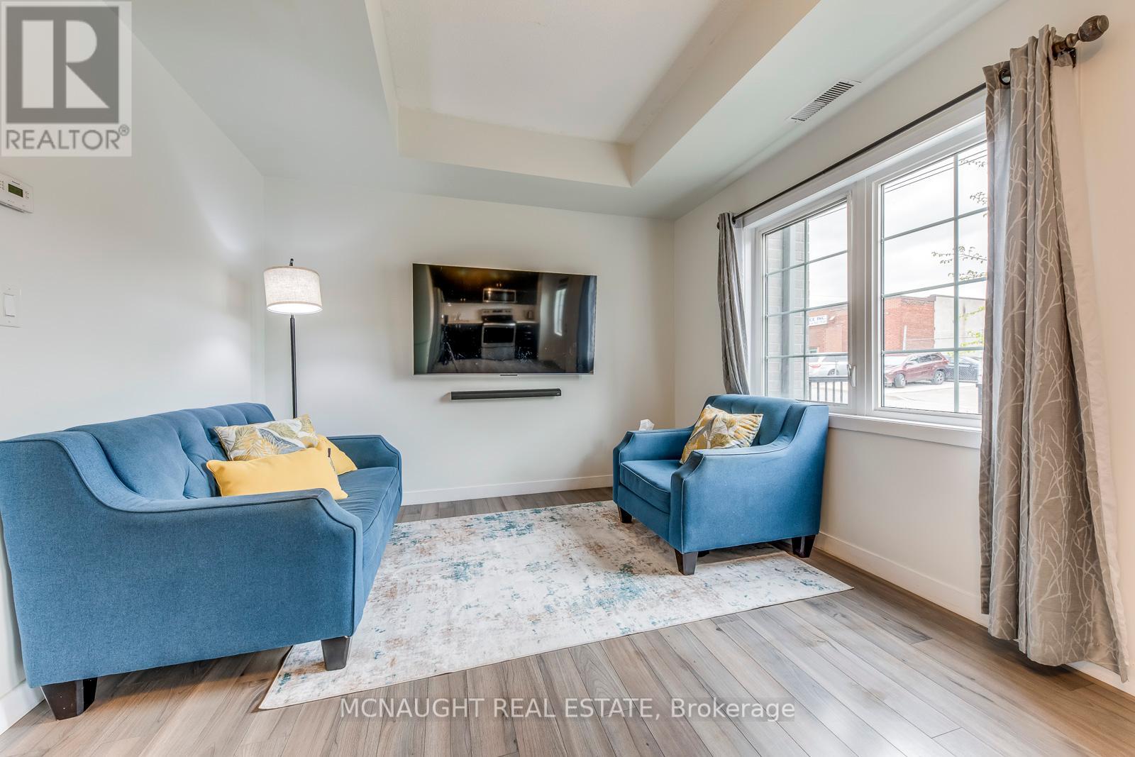 2 - 9 Forbes Avenue, Toronto (Keelesdale-Eglinton West), Ontario  M6M 0B5 - Photo 10 - W12127880