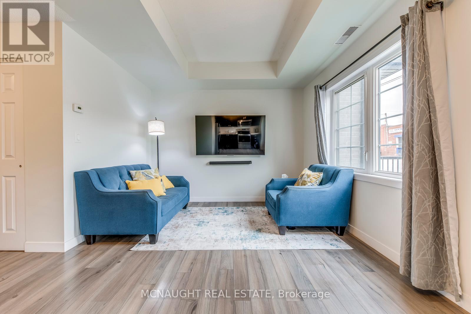 2 - 9 Forbes Avenue, Toronto (Keelesdale-Eglinton West), Ontario  M6M 0B5 - Photo 9 - W12127880