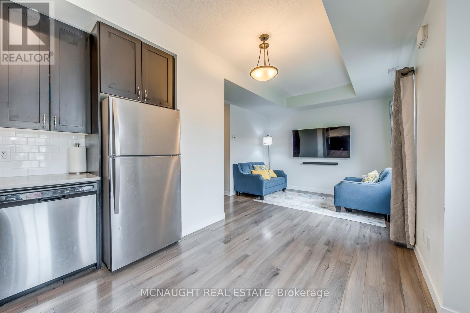2 - 9 Forbes Avenue, Toronto (Keelesdale-Eglinton West), Ontario  M6M 0B5 - Photo 7 - W12127880