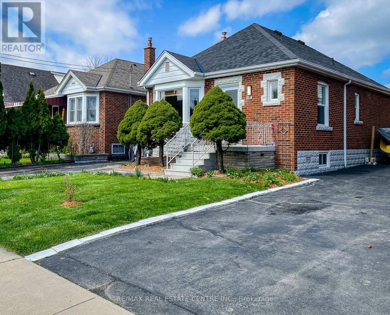 112 TRAGINA AVENUE S, hamilton (bartonville), Ontario