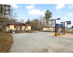 9645 Highway 8