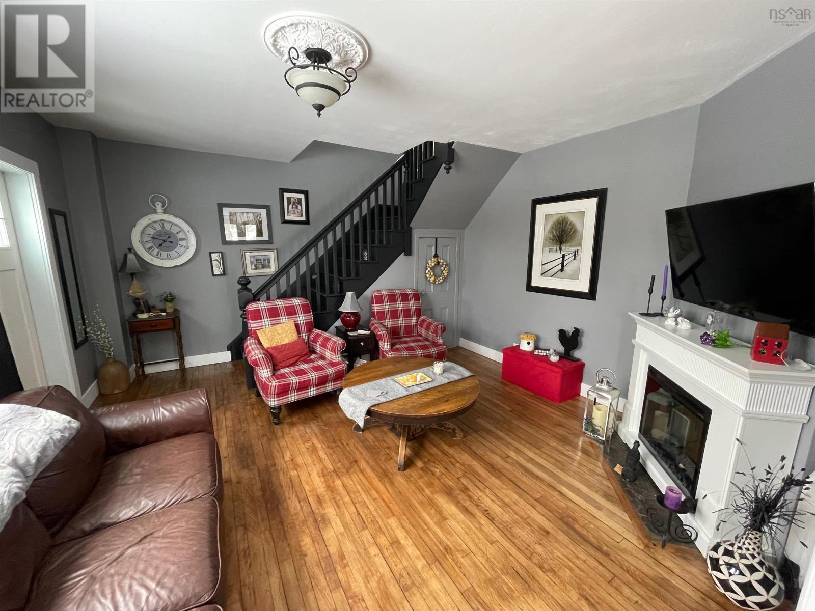 169 Cottage Street, Glace Bay, Nova Scotia  B1A 3T7 - Photo 19 - 202507505