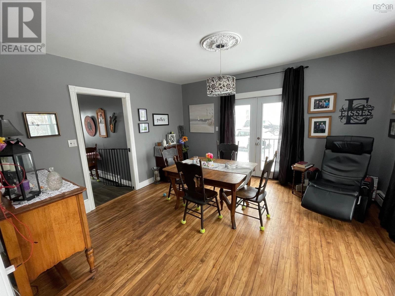 169 Cottage Street, Glace Bay, Nova Scotia  B1A 3T7 - Photo 16 - 202507505