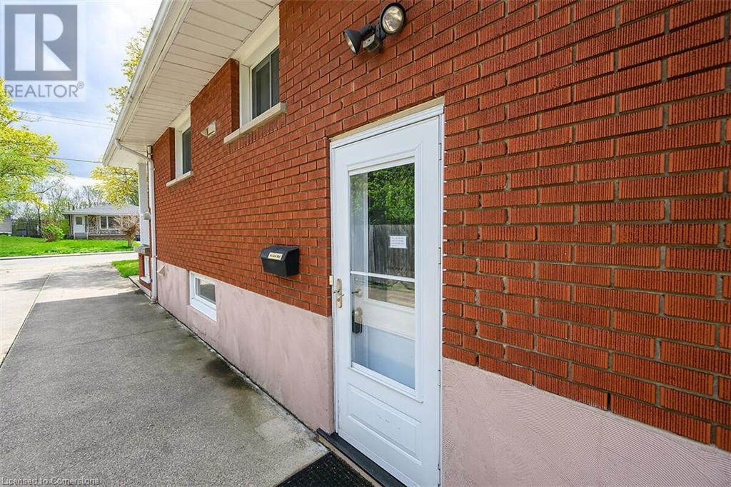 144 Deschene Avenue, Hamilton, Ontario  L9A 3K1 - Photo 14 - 40698253