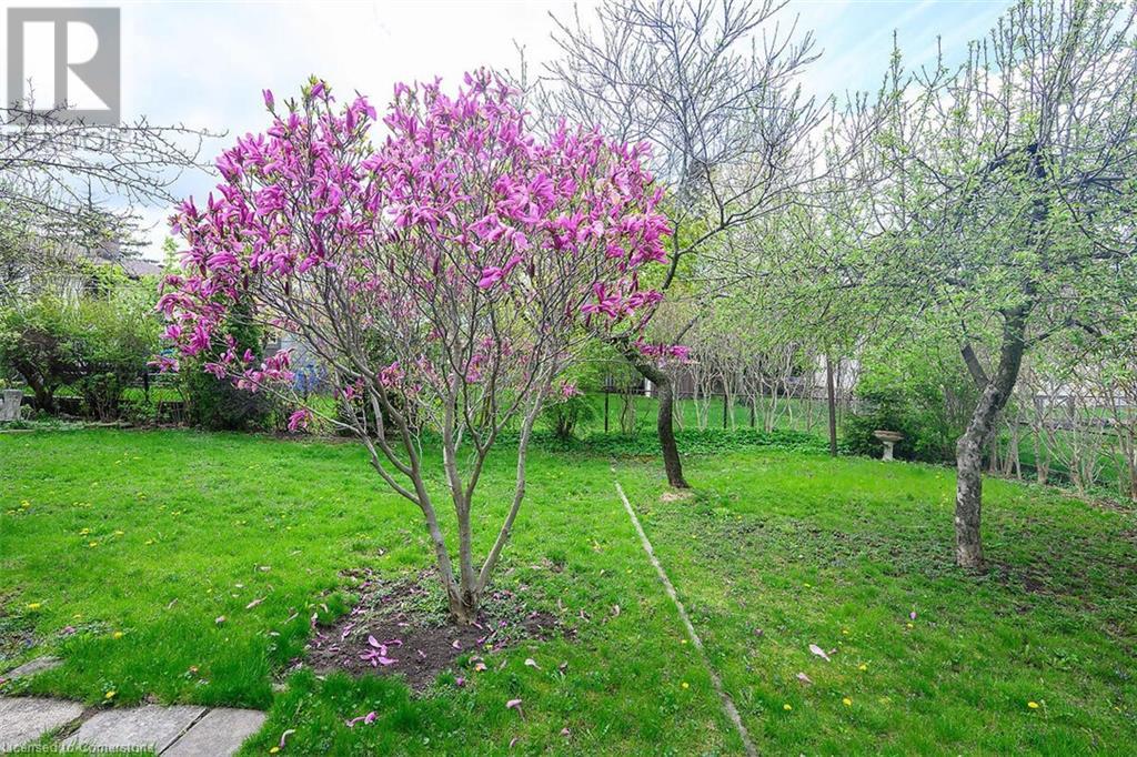 144 Deschene Avenue, Hamilton, Ontario  L9A 3K1 - Photo 2 - 40698253