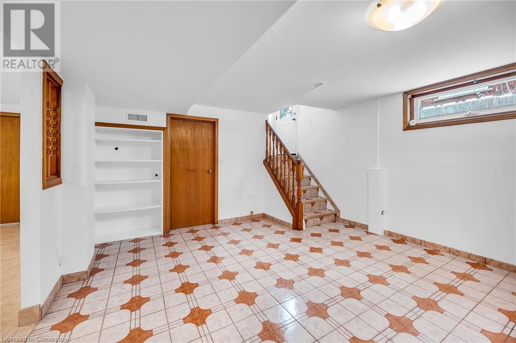 144 Deschene Avenue, Hamilton, Ontario  L9A 3K1 - Photo 39 - 40698253