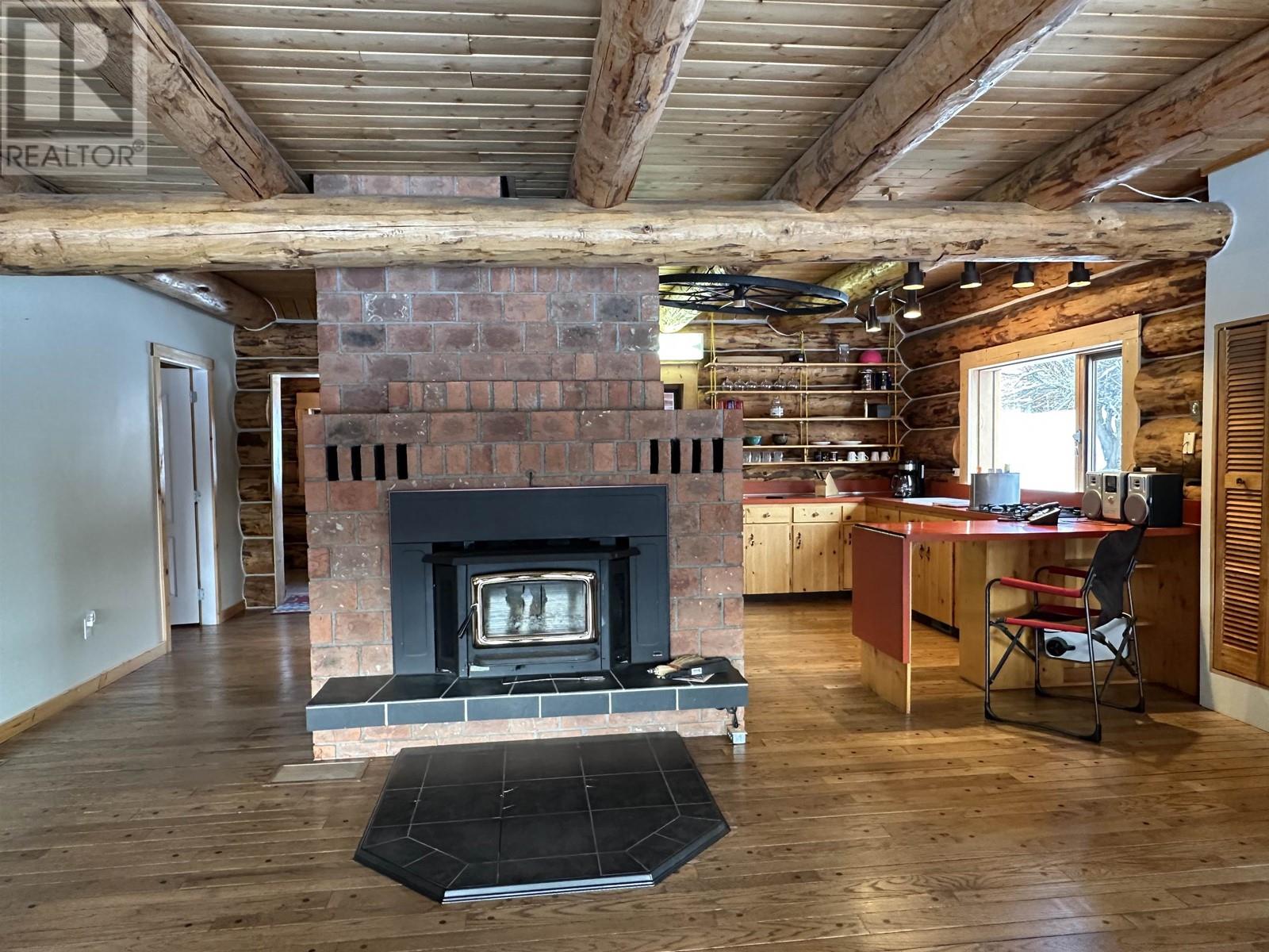 1821 Sharpe Lake Road, 70 Mile House, British Columbia  V0K 2K2 - Photo 17 - R2960149