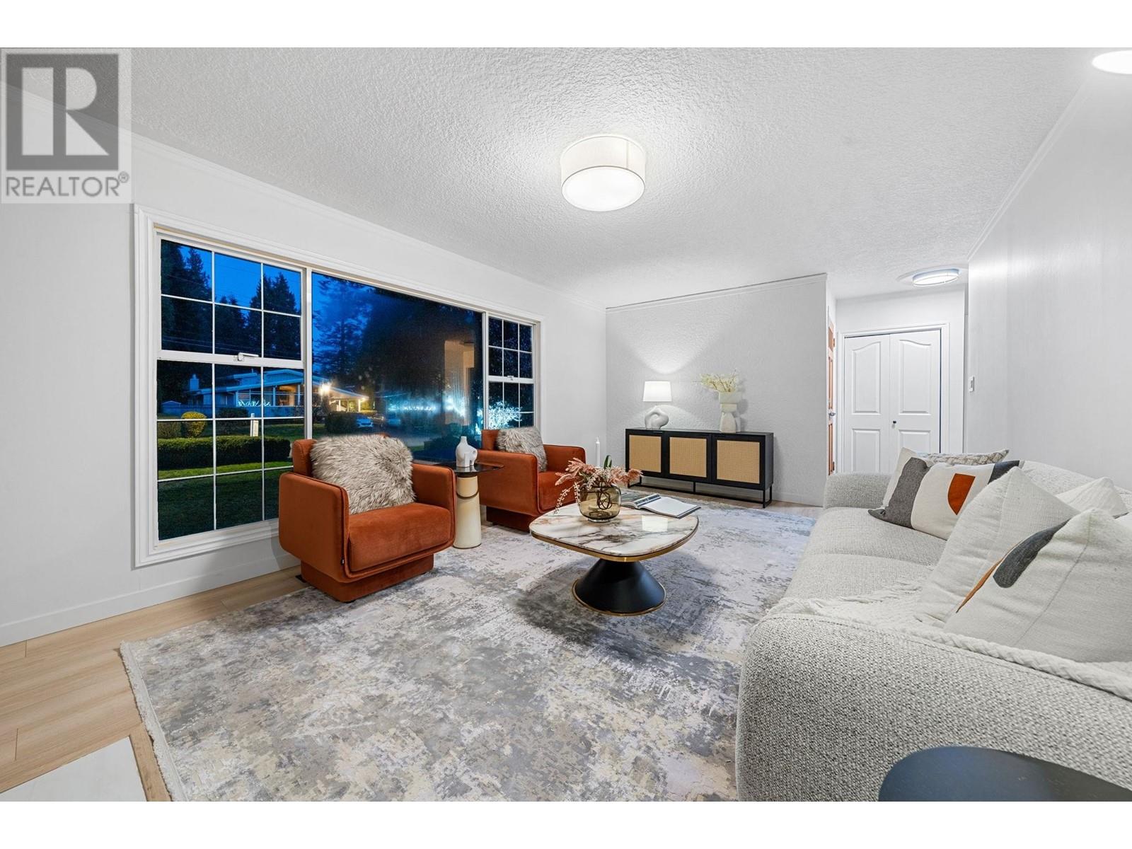 2397 Philip Avenue, North Vancouver, British Columbia  V7P 2W7 - Photo 10 - R2999281