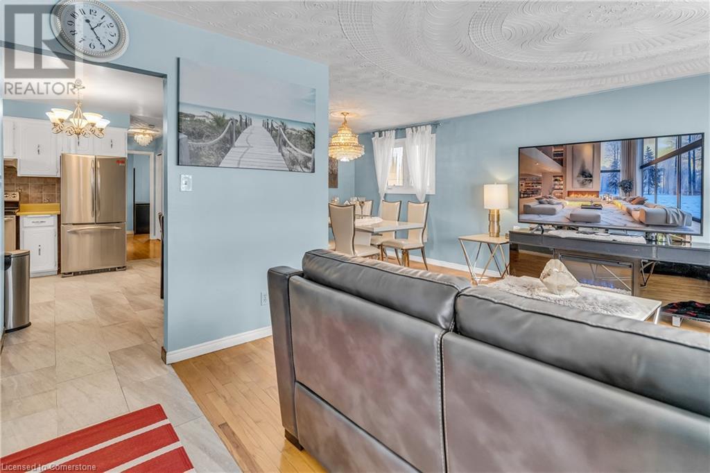 Property at 110 CENTURY HILL Drive image 4