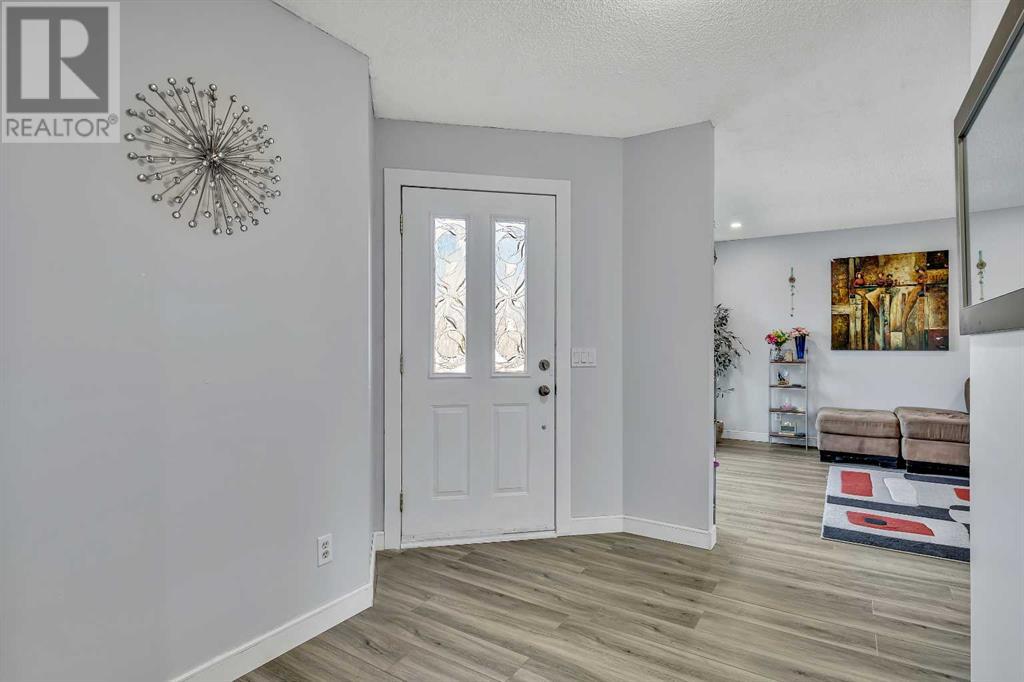 Property at 211 Hidden Valley Place NW image 4