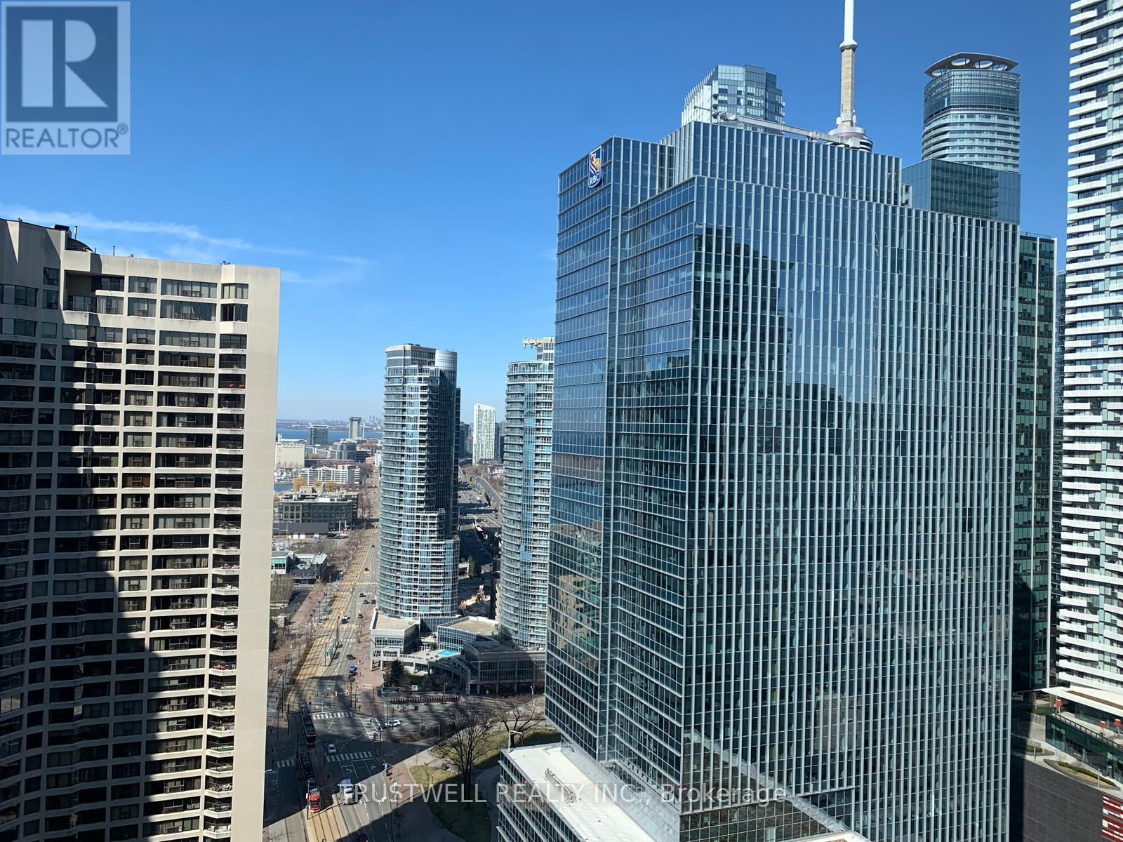 3240 - 33 Harbour Square, Toronto, Ontario  M5J 2G2 - Photo 9 - C12129215