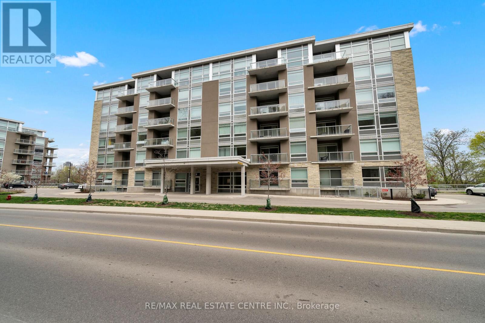 305 - 467 Charlton Avenue E, Hamilton, Ontario  L8N 0B3 - Photo 3 - X12129216