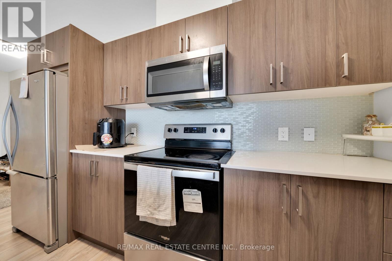 305 - 467 Charlton Avenue E, Hamilton, Ontario  L8N 0B3 - Photo 8 - X12129216