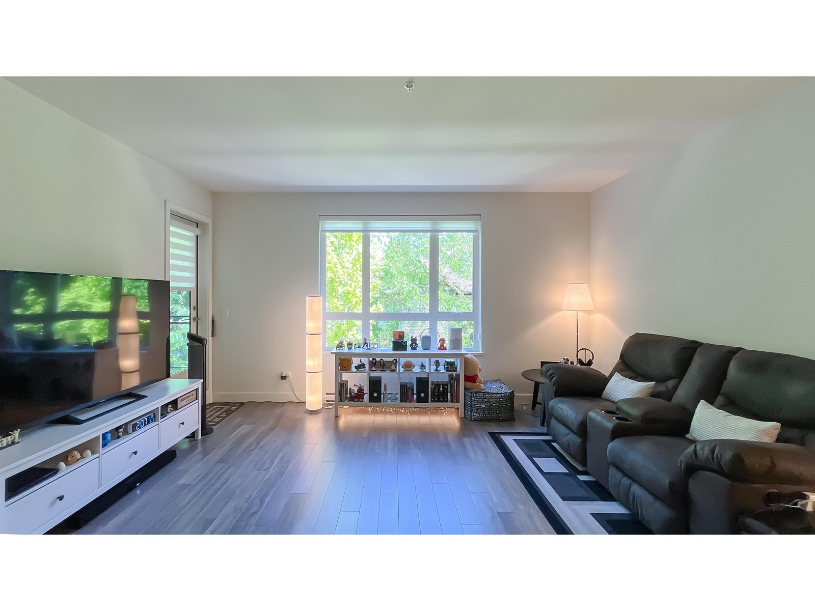 212 13919 Fraser Highway, Surrey, British Columbia  V3T 4E6 - Photo 6 - R2997651